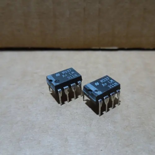 LM311N/NOPB National Semiconductor LM311N/NOPB National Semiconductor