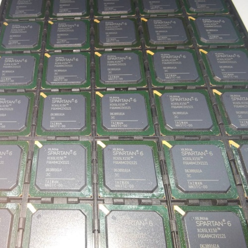 XC6SLX150-2FG900I AMD