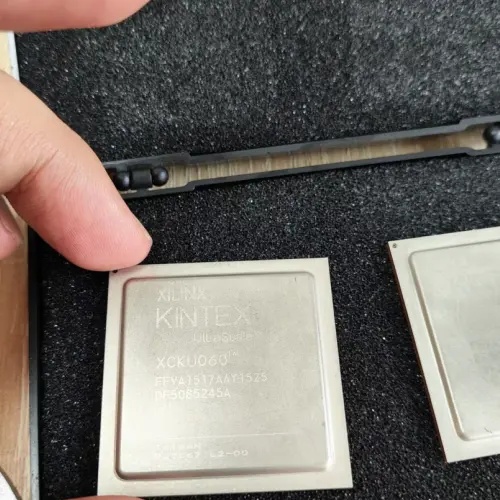 XCKU060-3FFVA1517E AMD